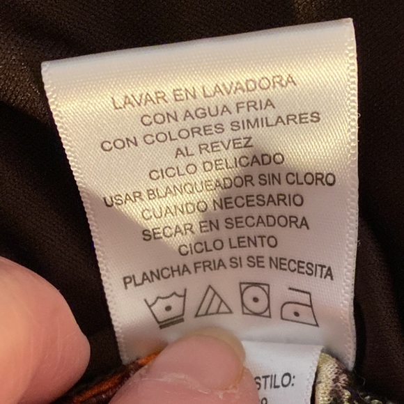 Nice Sag Harbor size 1X accordion, pleated top - Picture 9 of 11